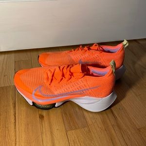 Nike Air Zoom Tempo NEXT% Orange